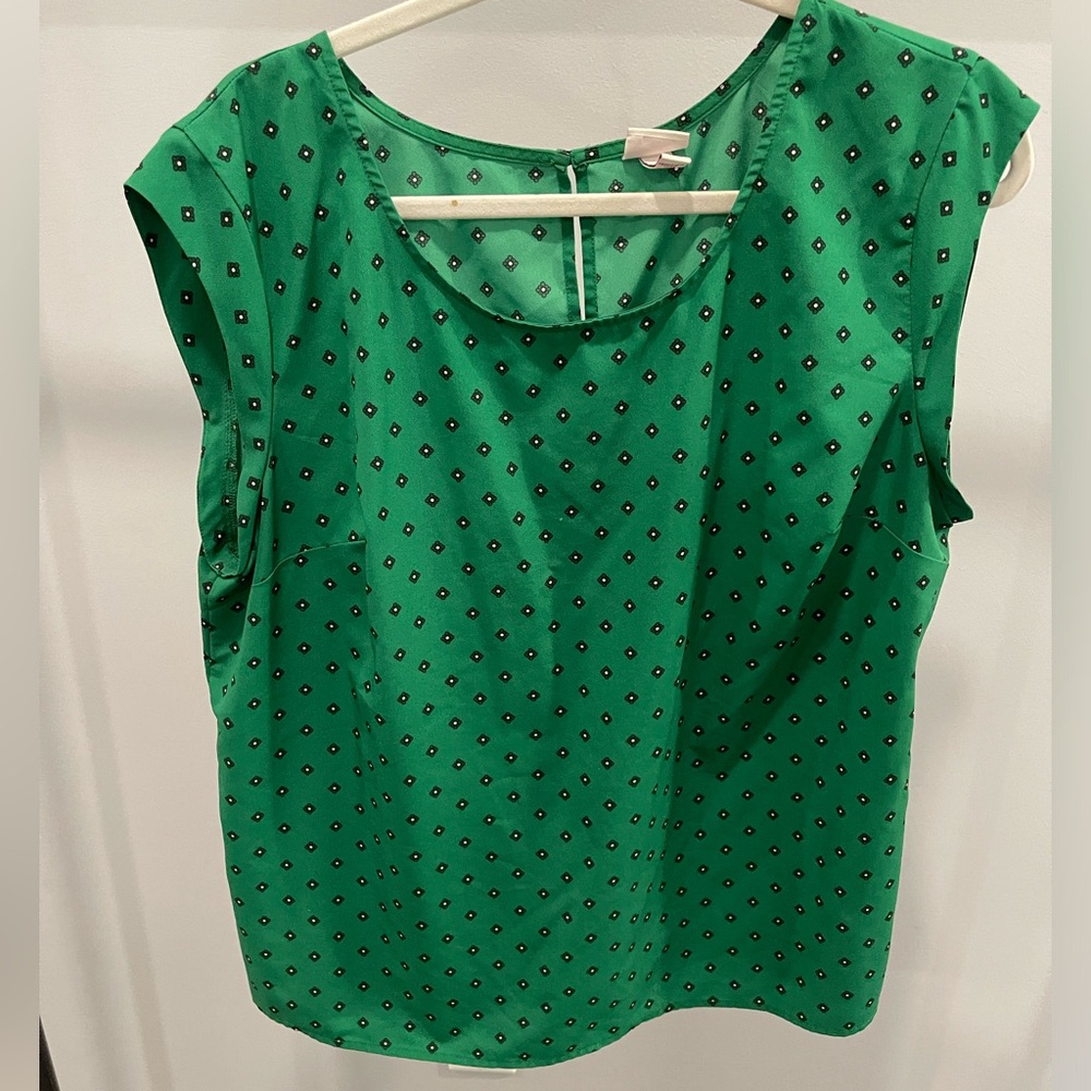 Sleeveless Green Printed Women's Blouse